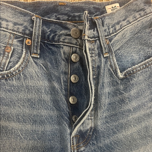 Levi's 501s White Oak Cone Denim Distressed Skinny Classic Blue Jeans - Picture 3 of 6